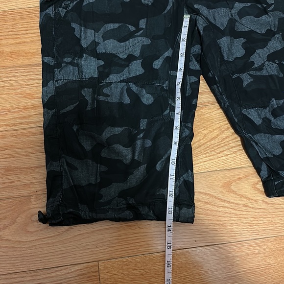 Projek Raw - Camo Shorts - Size 32 - Picture 4 of 9